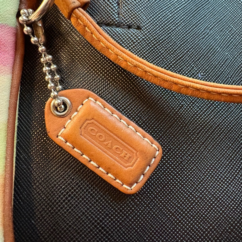 Coach Hampton Watercolor Wristlet with Hang Tag - Picture 5 of 12